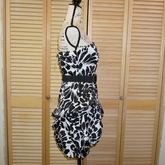 Mandee White/Black Floral Mini Dress - Picture 3 of 7